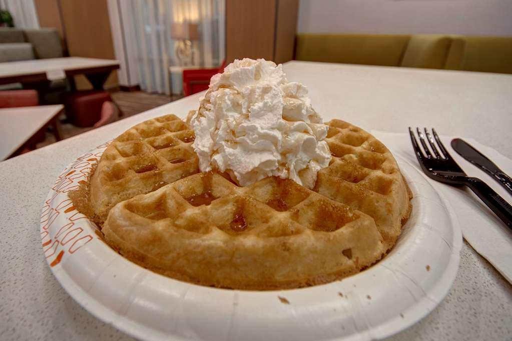 Hampton Inn & Suites Ontario Rancho Cucamonga Zewnętrze zdjęcie