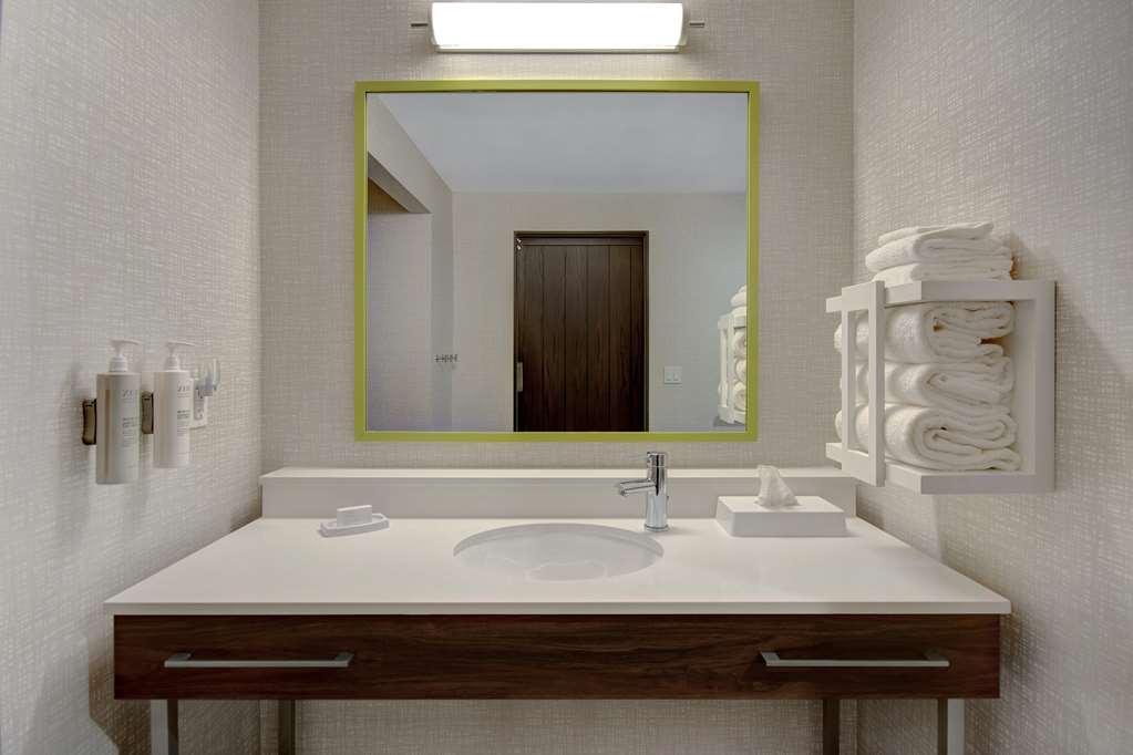 Hampton Inn & Suites Ontario Rancho Cucamonga Zewnętrze zdjęcie