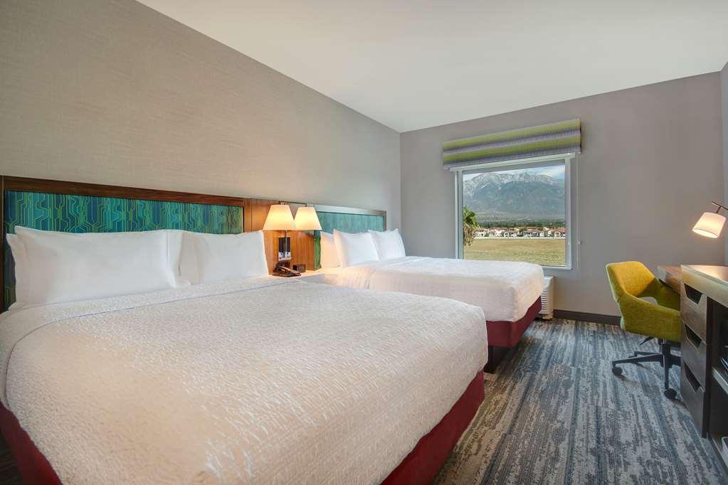 Hampton Inn & Suites Ontario Rancho Cucamonga Pokój zdjęcie