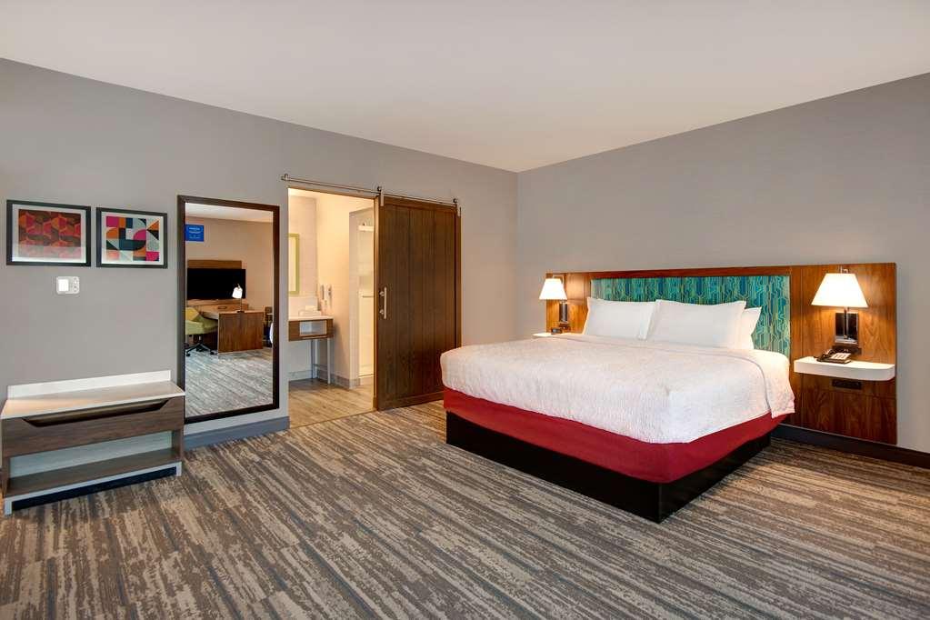 Hampton Inn & Suites Ontario Rancho Cucamonga Pokój zdjęcie