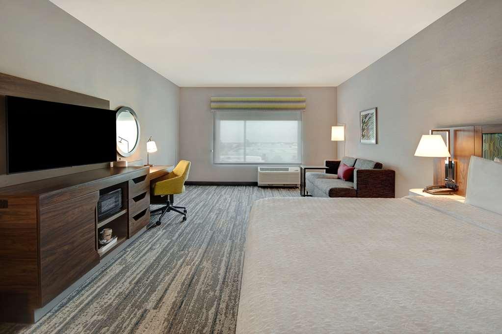 Hampton Inn & Suites Ontario Rancho Cucamonga Pokój zdjęcie