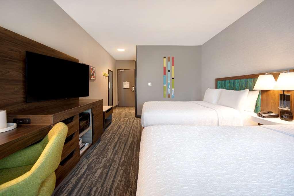 Hampton Inn & Suites Ontario Rancho Cucamonga Pokój zdjęcie